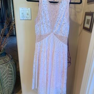 **BOGO 50% off** BCbG girly classy dress